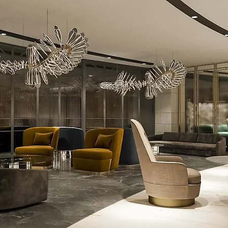 Royal Atlantis Icon Hotel Side