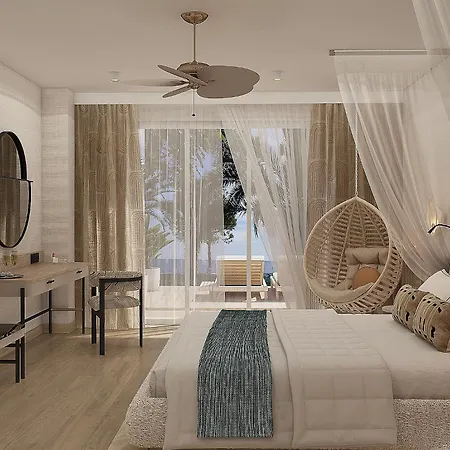 Royal Atlantis Icon Hotell Side