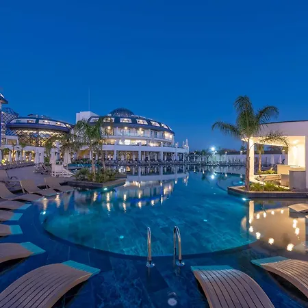 Hotel Royal Atlantis Icon Side