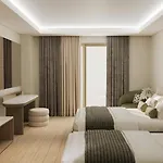 Royal Atlantis Icon فندق 5*