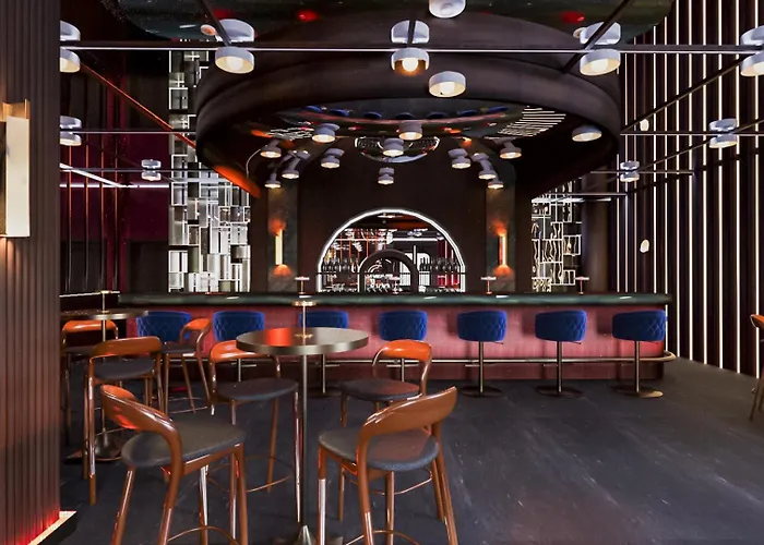 Royal Atlantis Icon Side